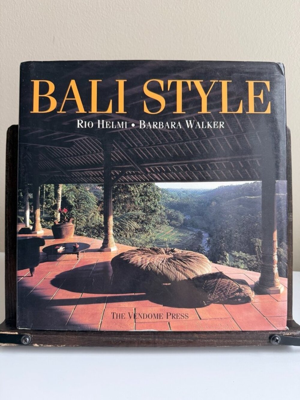 Bali Style by Barbara Walker and Rio Helmi (2003, Hardcover)